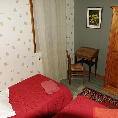 Le Relais Des Vaudois Freissinieres Bagian luar foto
