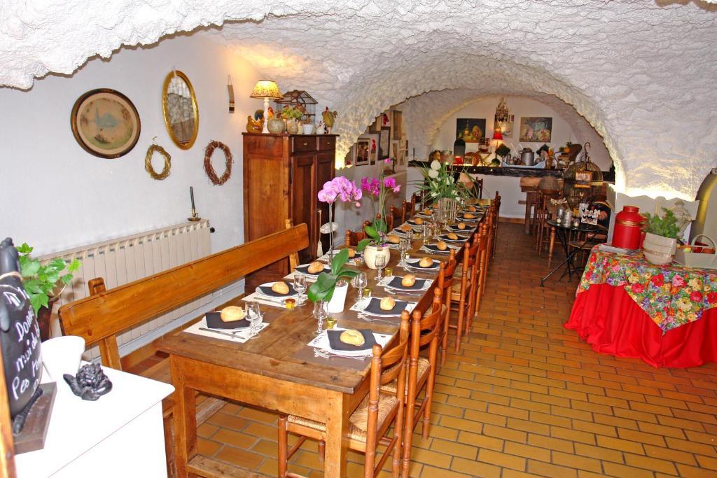 Le Relais Des Vaudois Freissinieres Bagian luar foto